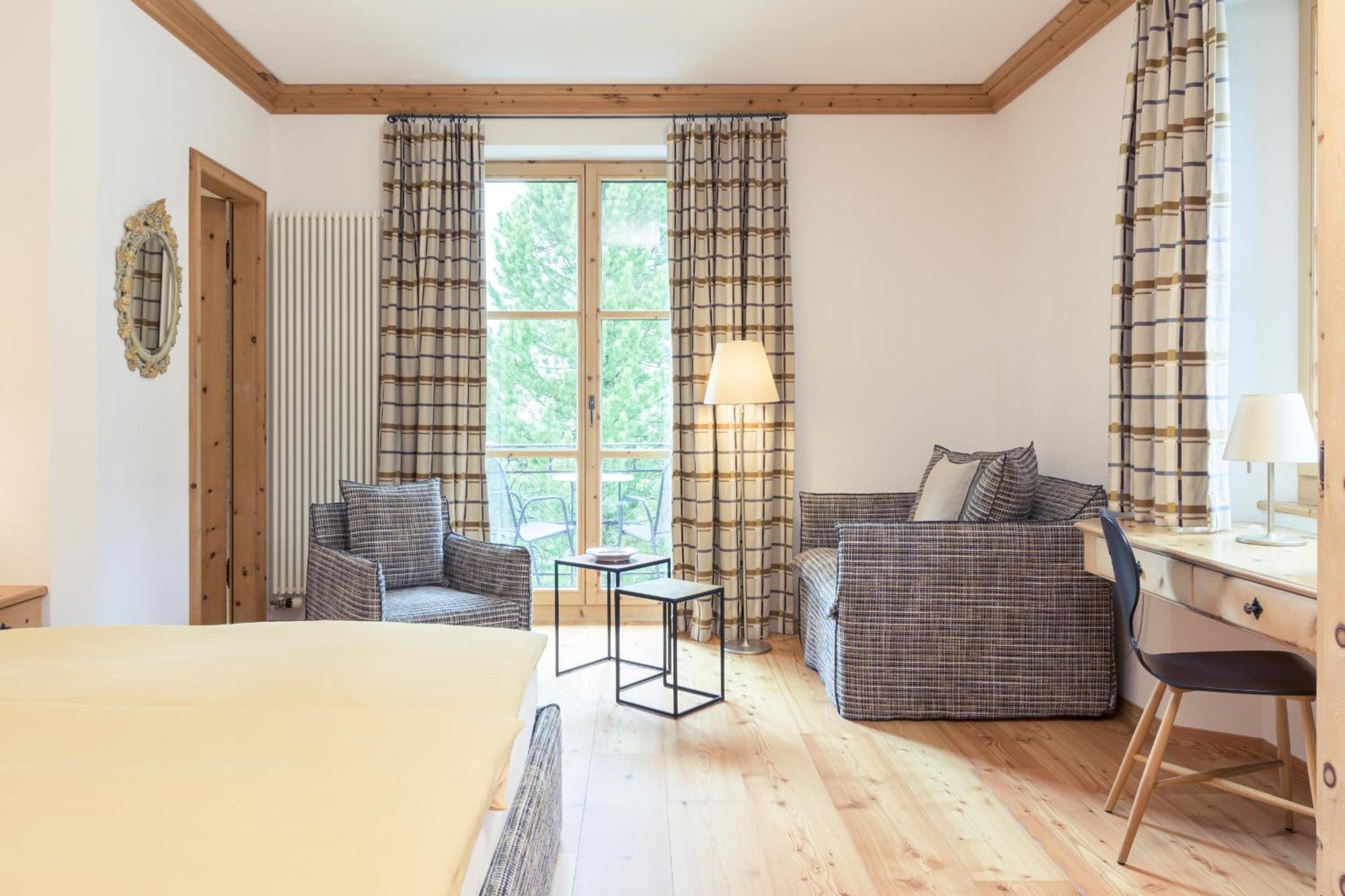 Hotel Privata Sils Maria Bagian luar foto