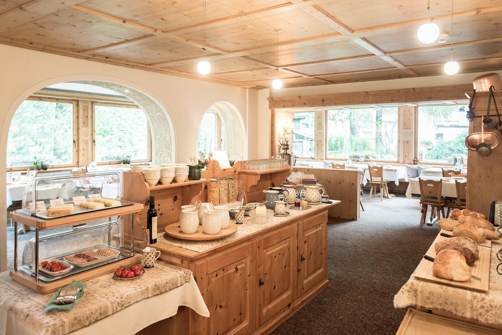 Hotel Privata Sils Maria Bagian luar foto